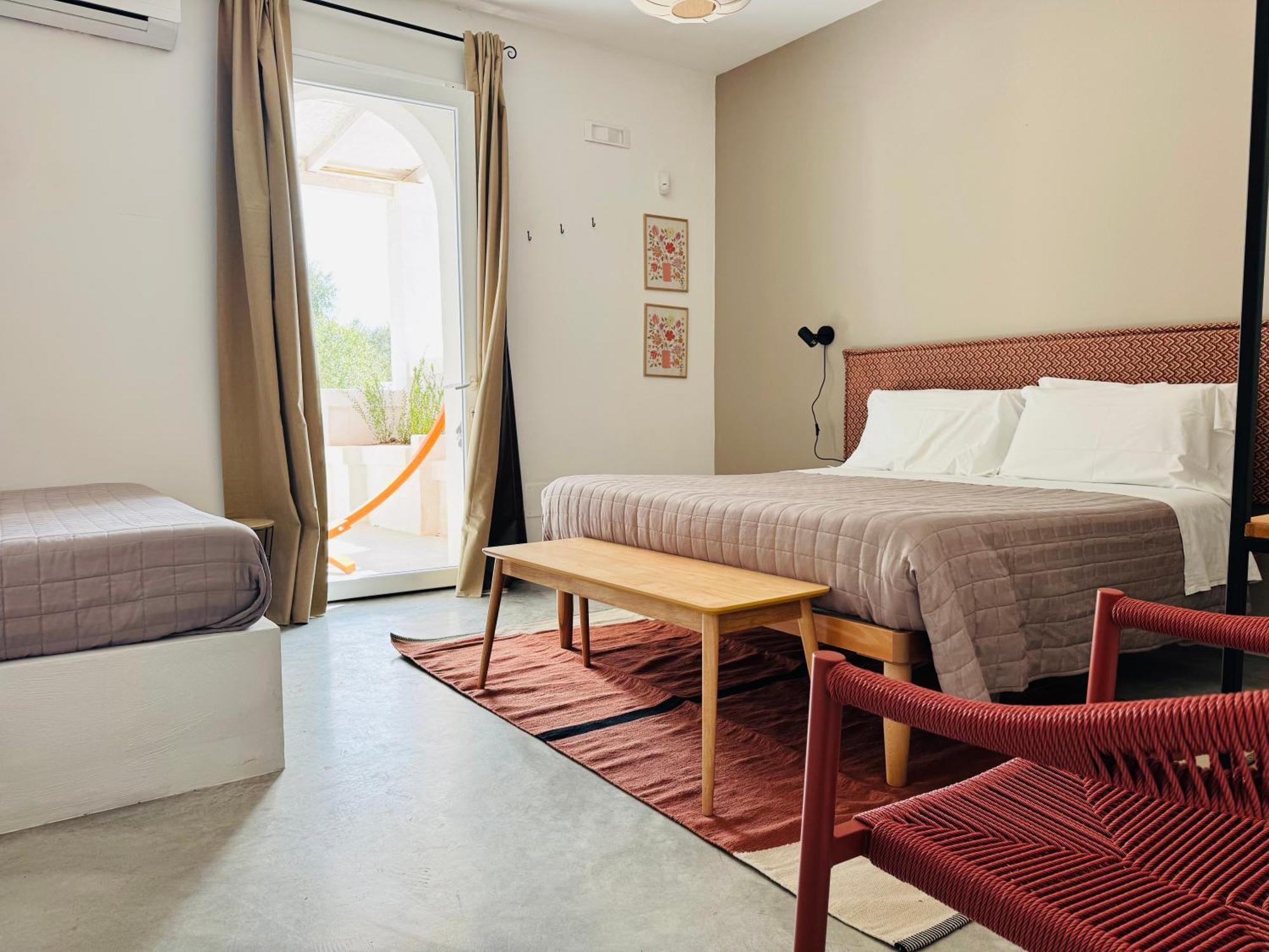 Frühstückspension Tenuta Amostuni-country House