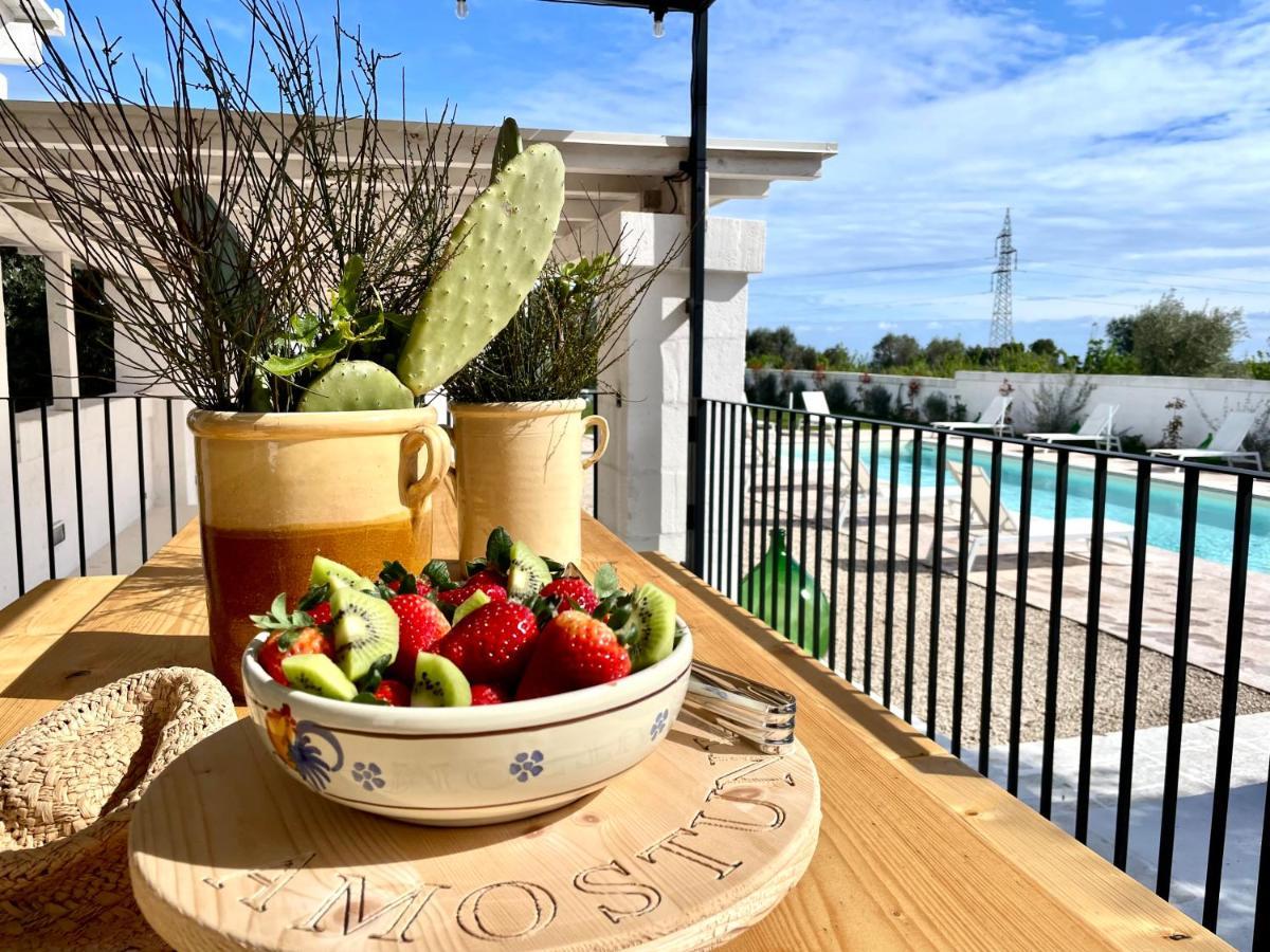 Couette-café Tenuta Amostuni-country House