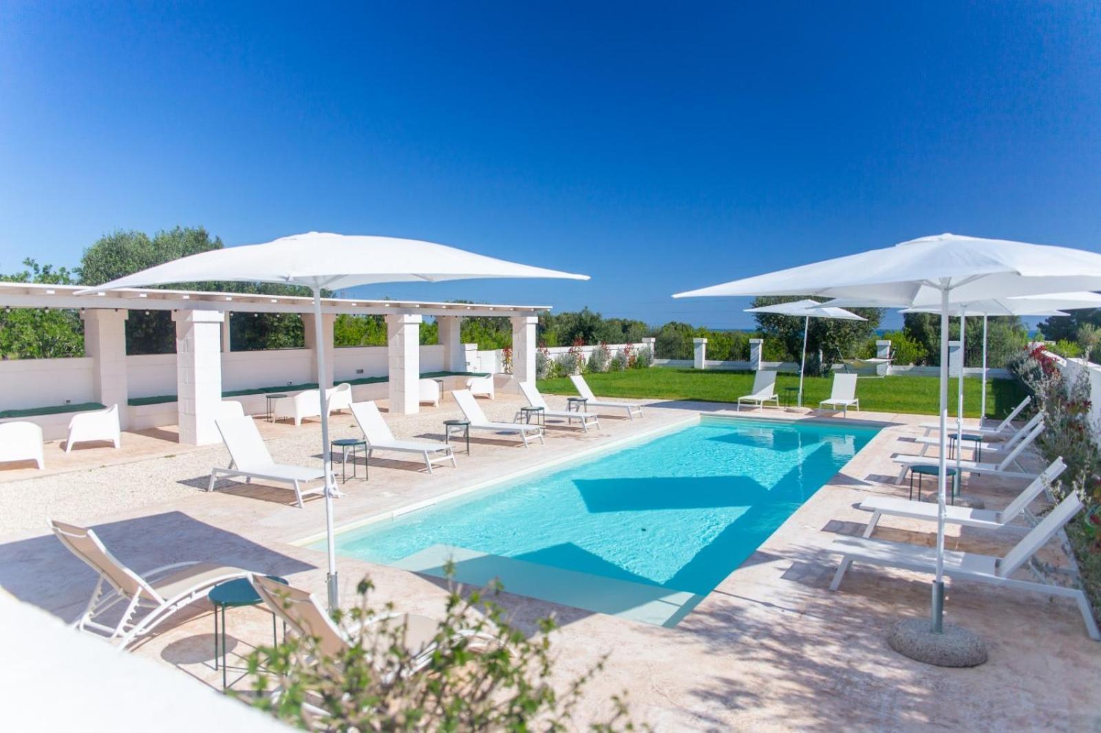 Couette-café Tenuta Amostuni-country House Ostuni