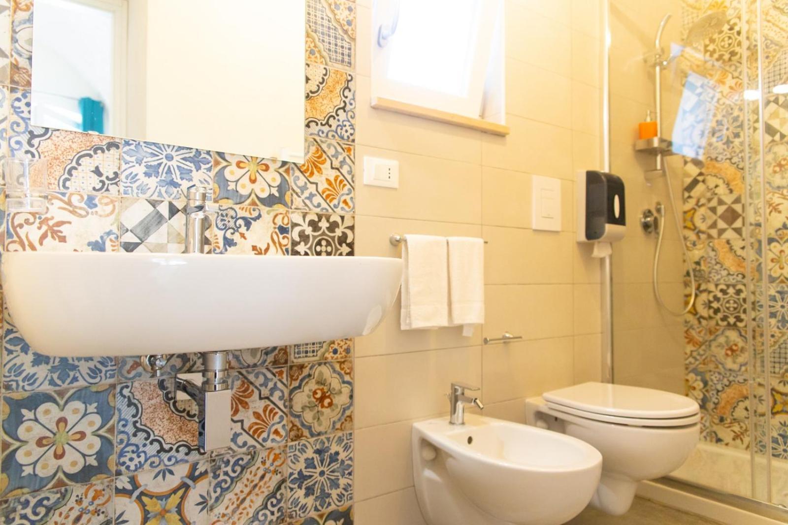 Tenuta Amostuni-country House Couette-café