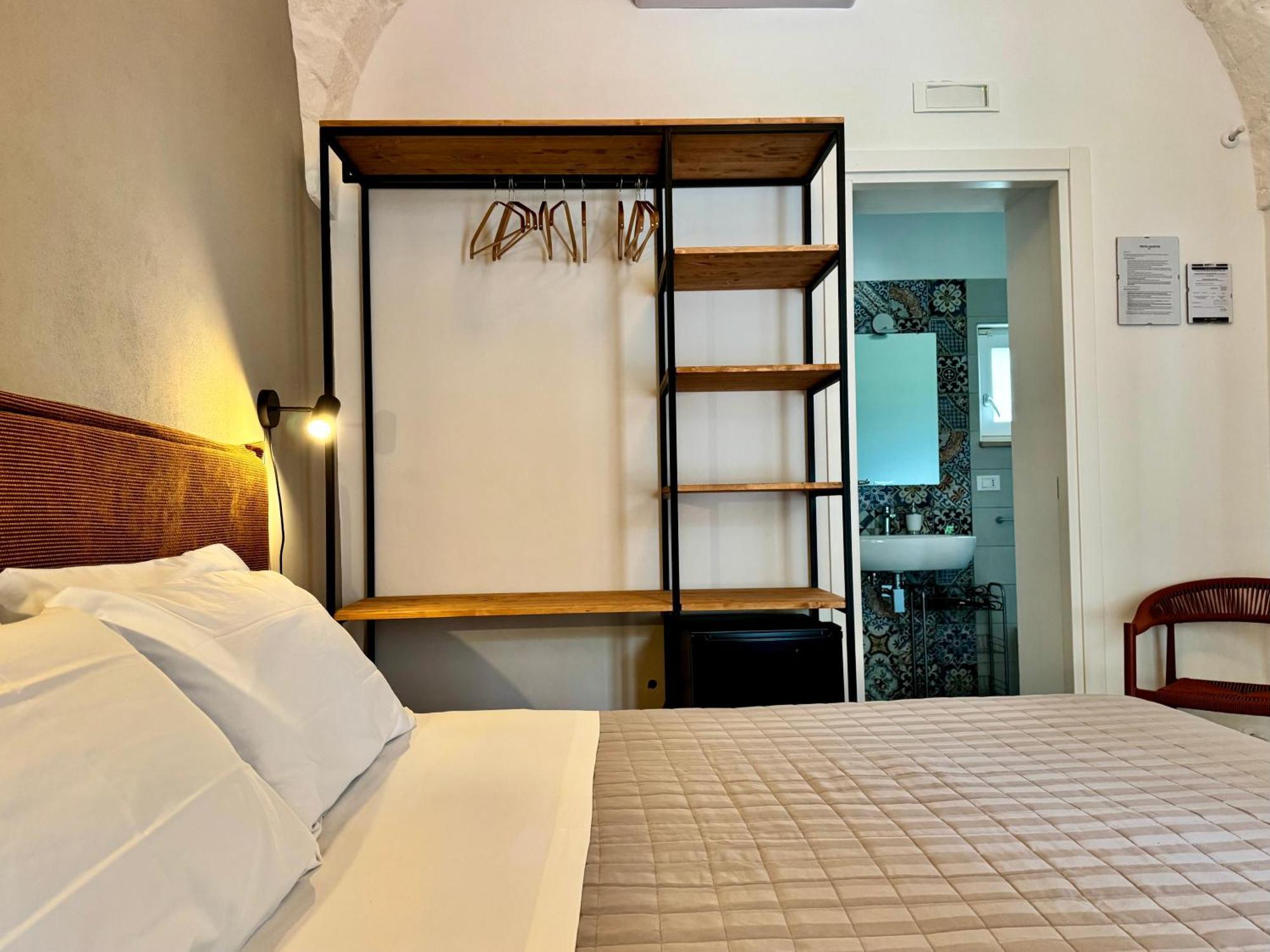 Couette-café Tenuta Amostuni-country House *